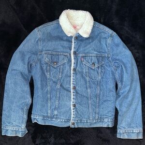 -Vintage 70s Levi's Jean Jacket American USAButton Down Faux Fur Collar Sherpa